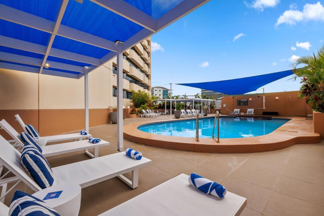 Hilton Darwin Hotel Exterior photo