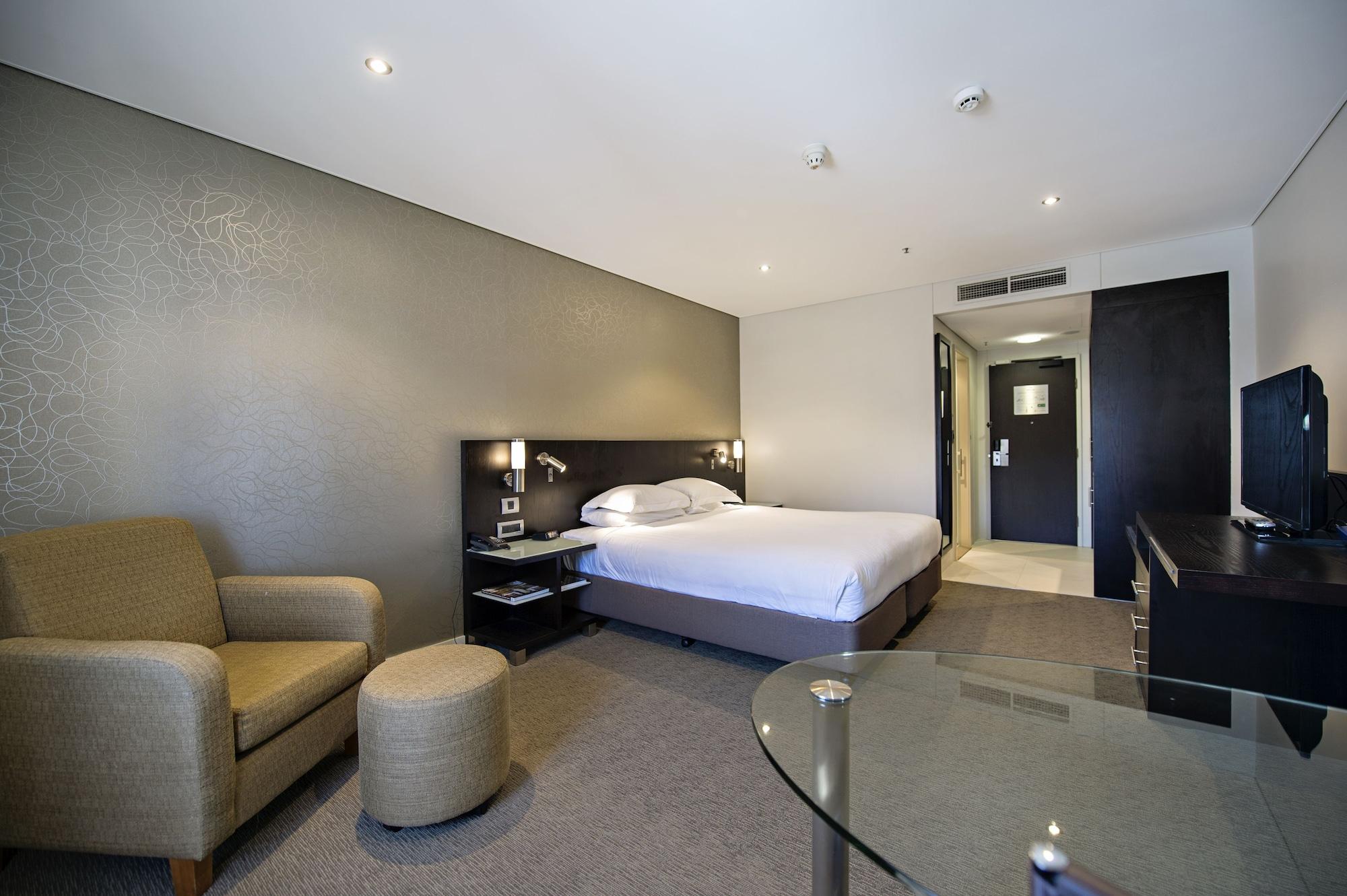 Hilton Darwin Hotel Exterior photo